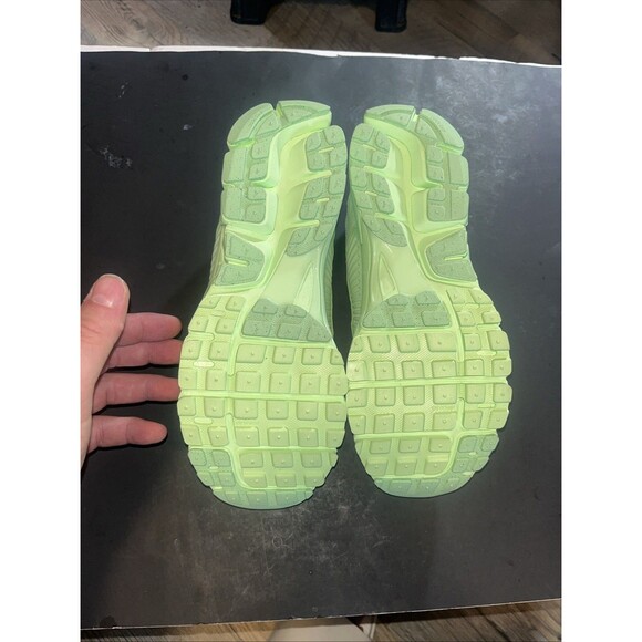 Size 10 - Nike Air Zoom Vomero 5 Vapor Green main image 9